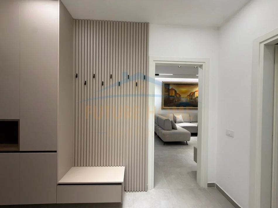 Tirane, jepet me qera apartament 1+1 Kati 3, 65 m² 600 € (Oasis Residence)