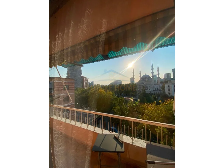 Tirane, shitet apartament 2+1 Kati 5, 72 m² 120.000 all (Rruga e Elbasanit)