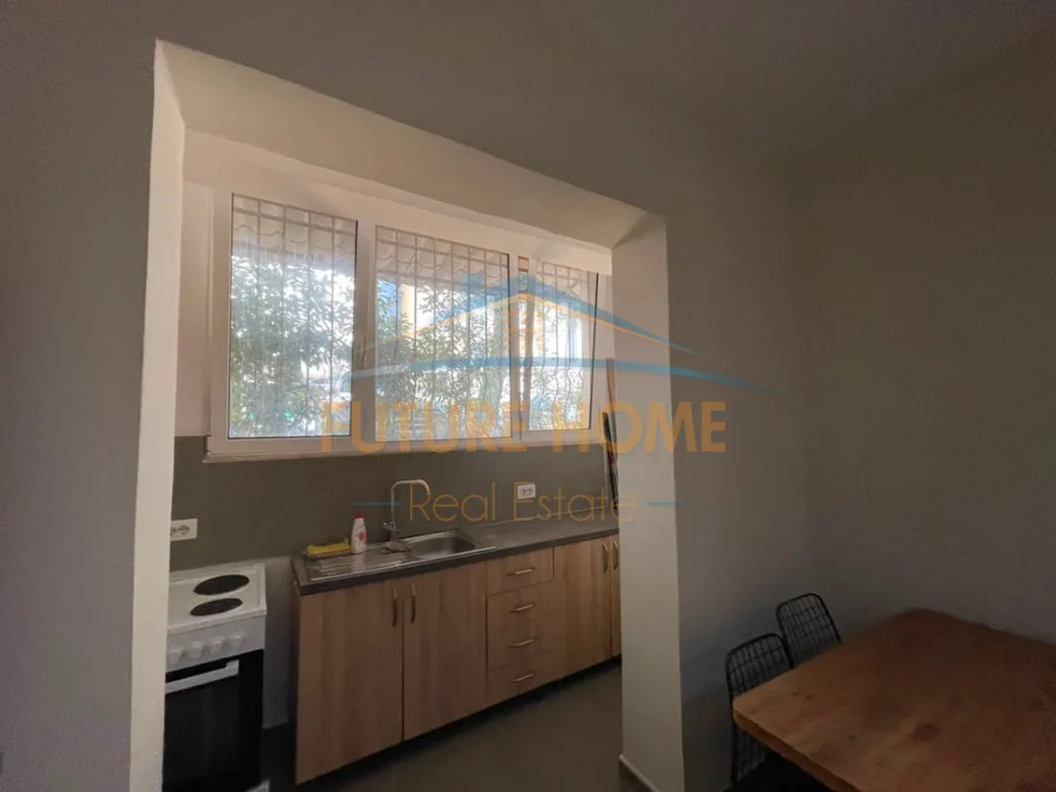 Tirane, shitet apartament 2+1 Kati 1, 62 m² 135.000 € (Shkolla e Bashkuar)
