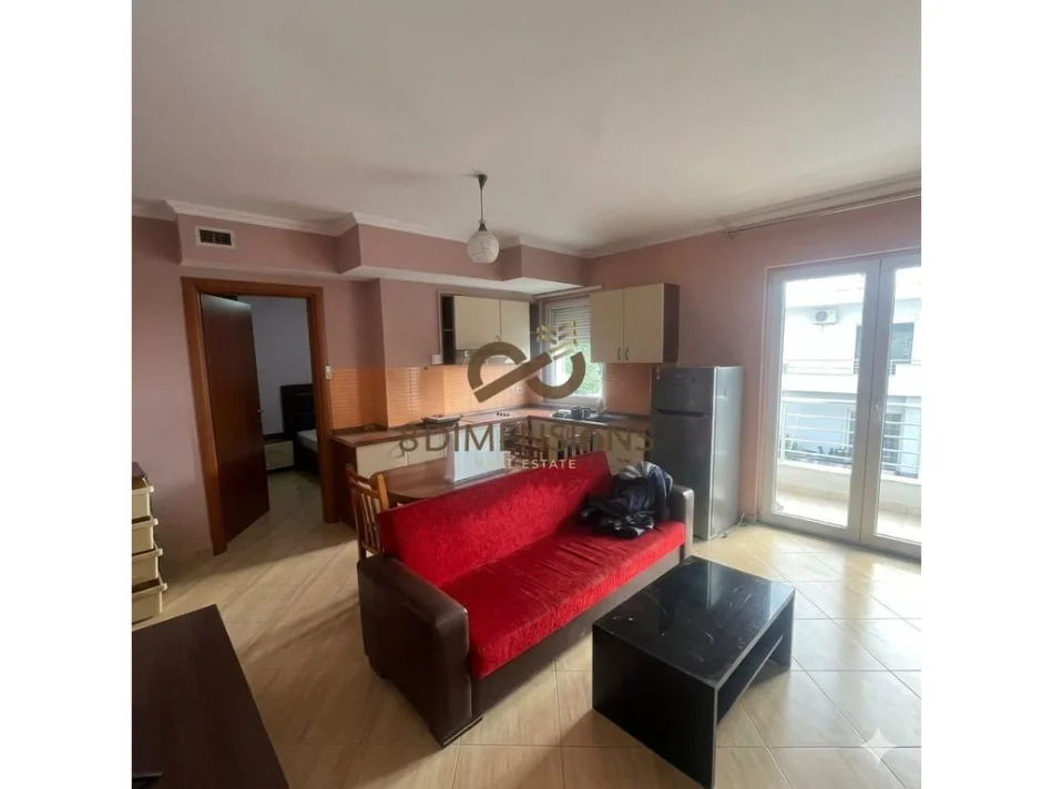 Tirane, jepet me qera apartament 1+1 Kati 2, 60 m² 450 € (rruga e dibres)