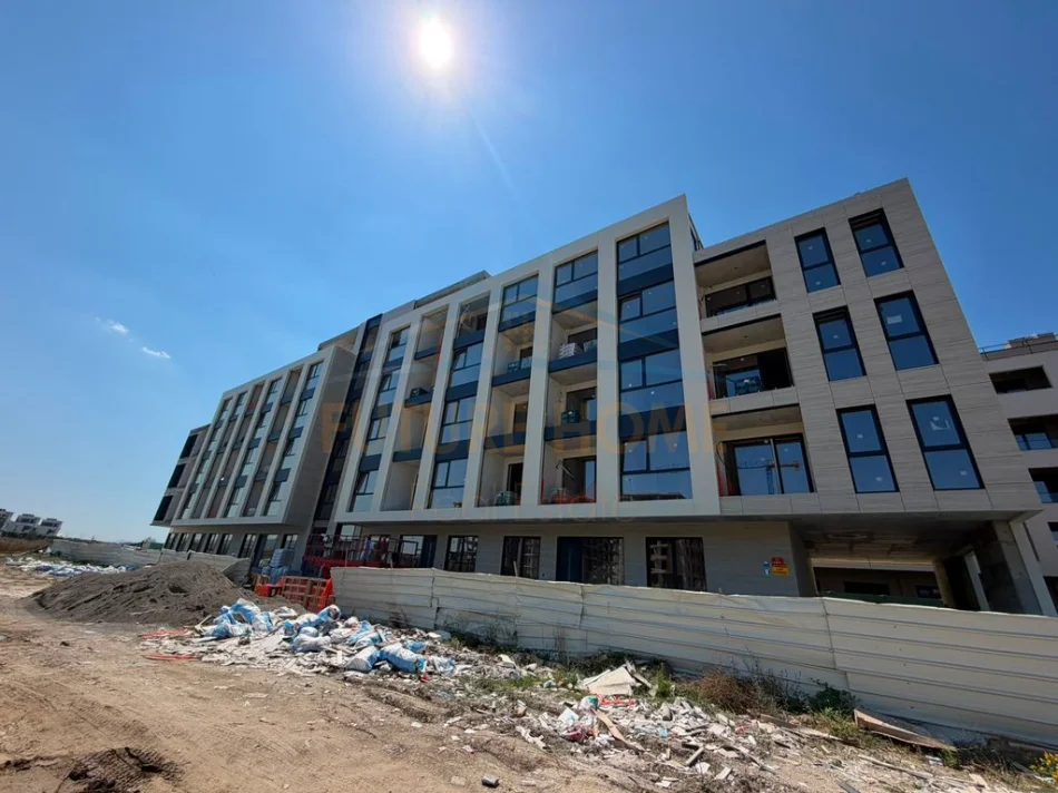 Durres, jepet me qera shtepi 2+1 Kati 3, 105 m² 350 € (Prane Market Rama,Durres)
