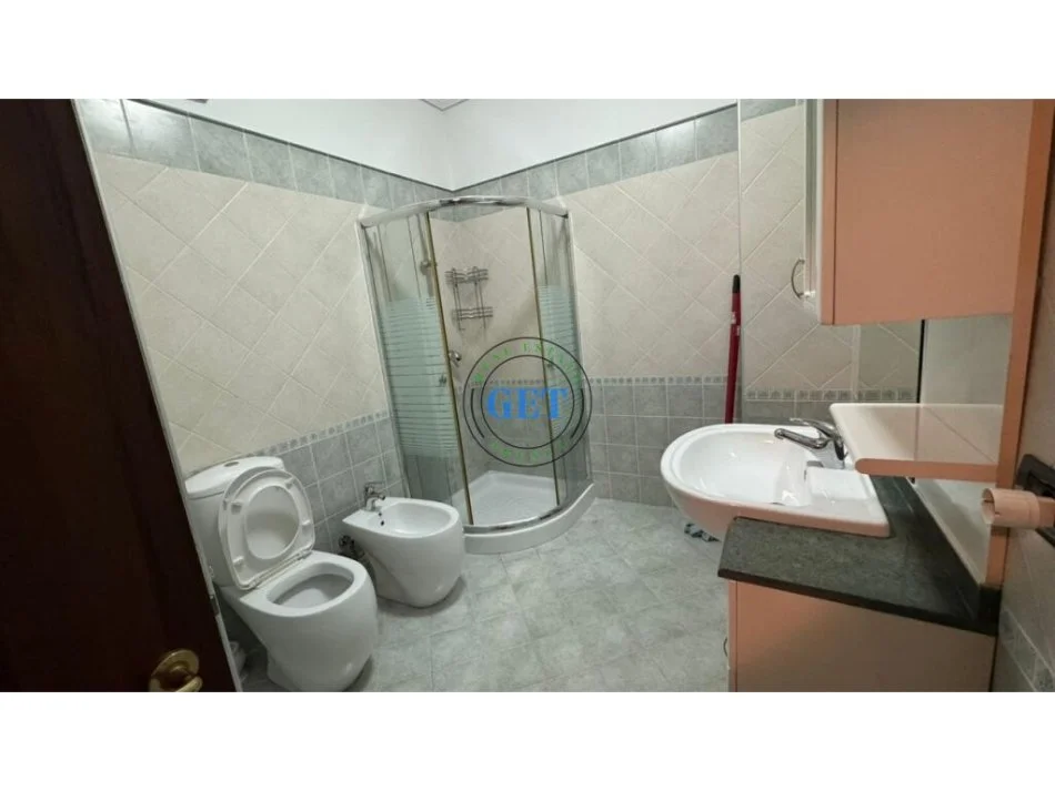 Durres, jepet me qera apartament 2+1+Ballkon , 85 m² 750 € (Plazh Iliria , Durres)