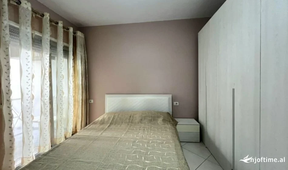 JEPET ME QERA: 2+1 ( 📍 Prane Stadiumit - Vlore) - Kati 4 - 88 m² ( 400 Euro/muaj ) ✨