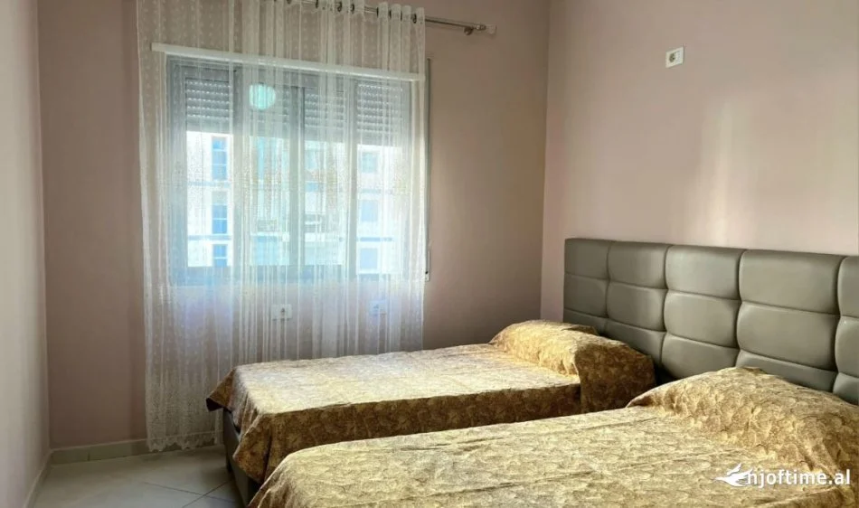 JEPET ME QERA: 2+1 ( 📍 Prane Stadiumit - Vlore) - Kati 4 - 88 m² ( 400 Euro/muaj ) ✨
