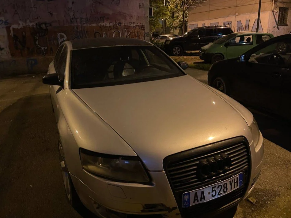 Tirane, shes makine Okazion - Audi A6 2006 Benzin+Gaz, gri metalizato automatik Kondicioner 180.000 km 3.500 €