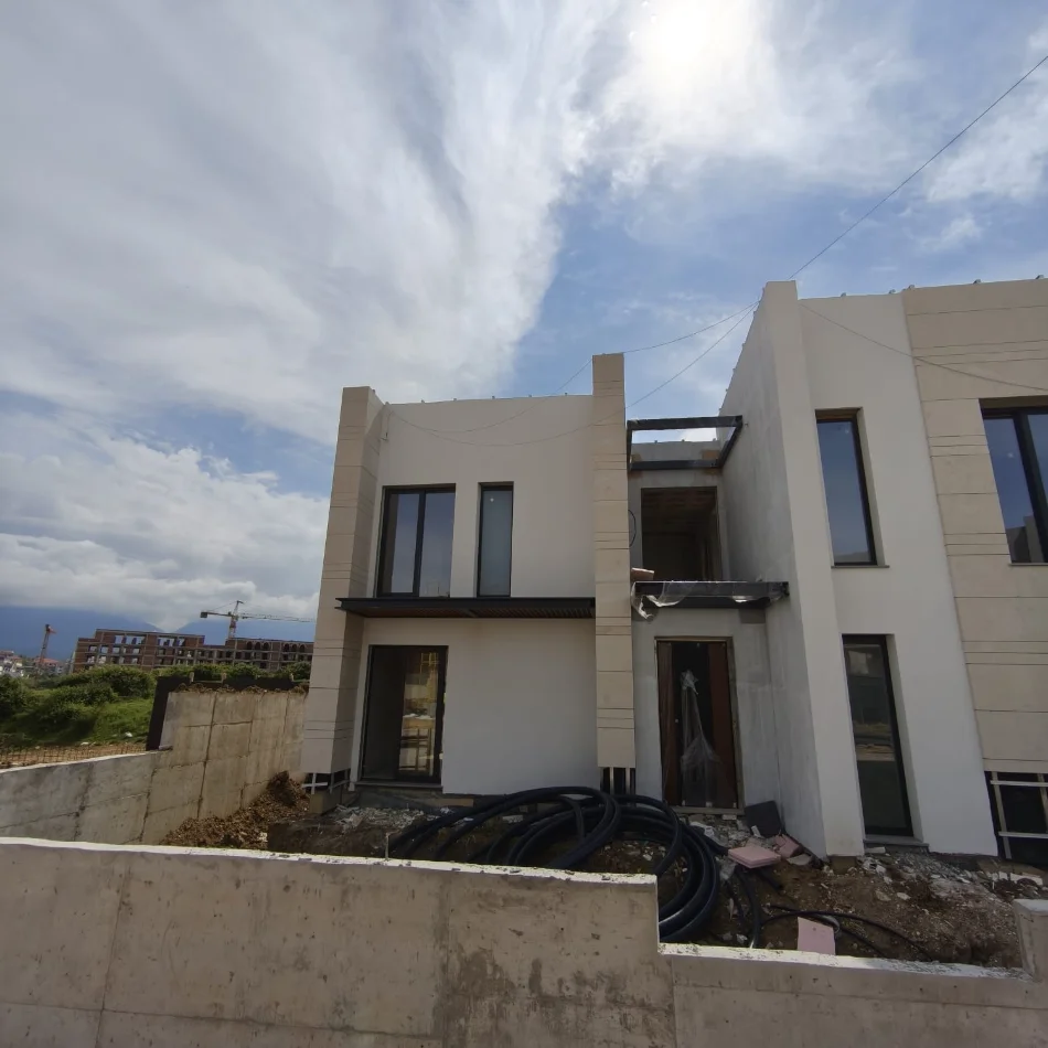 Tirane, shitet Vile 2 Katshe , 430 m² 1.265.000 € 