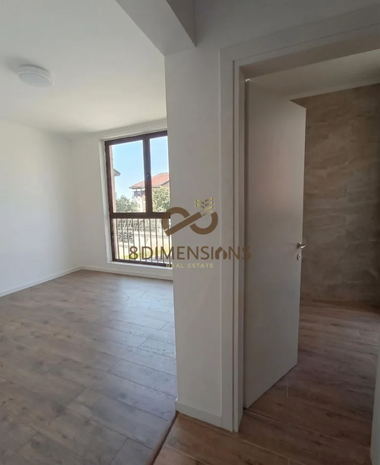 Tirane, jepet me qera Vile 3 Katshe Kati 0, 360 m² 2.500 € (rruga e elbasanit)