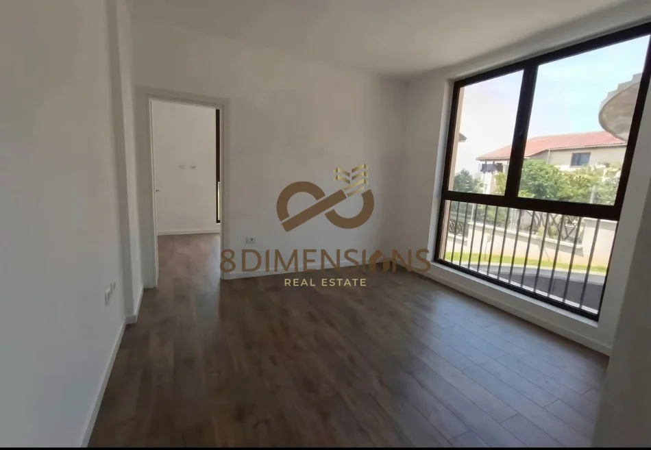 Tirane, jepet me qera Vile 3 Katshe Kati 0, 360 m² 2.500 € (rruga e elbasanit)