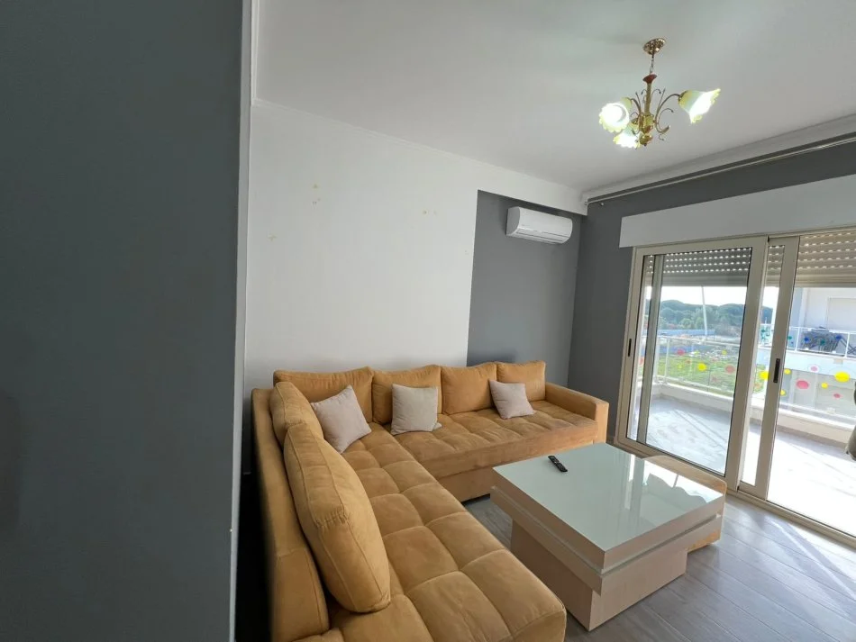 Durres, shitet apartament 2+1+Ballkon Kati 3, 88 m² 215.000 € (GJIRI LALZIT)
