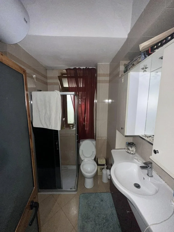 Durres, shes apartament 1+1+Ballkon Kati 1, 60 m² (eftali koci)