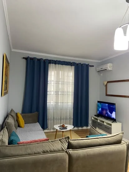 Tirane, jepet me qera apartament 2+1 Kati 3, 110 m² 600 € (Kompleksi Halili)
