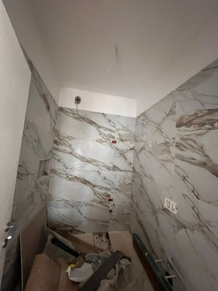 Tirane, shitet apartament 2+1+Ballkon Kati 4, 108 m² 225.000 € (Residenca Mine Peza)