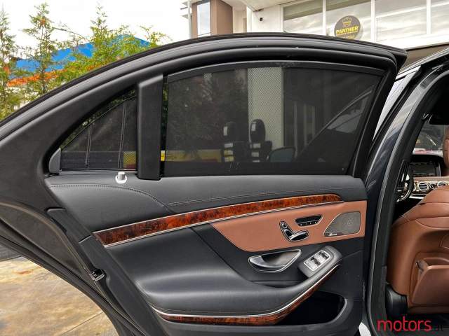 Tirane, shitet makine Mercedes-Benz S550 Viti 2014, 40.000 Euro