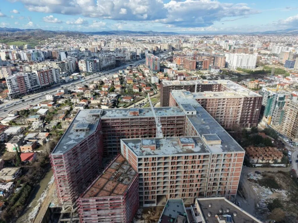 Tirane, shitet apartament 2+1+Aneks+Ballkon Kati 8, 109 m² 206.530 € (Rruga Javer Malo)