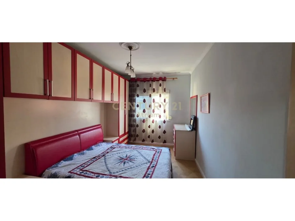 Tirane, shes apartament 2+1 Kati 3, 80 m² 165.000 € (Ish Restorant Durrsi)
