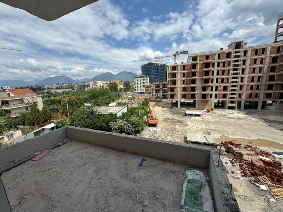 Tirane, shitet apartament 3+1+Aneks+Ballkon, Kati 3, 128 m2 185,020 € (Bulevardi i Ri)