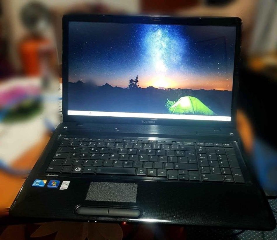 Lushnje, shes Laptop laptop toshiba, intel core i3 , 6 gb ram, 500 gb hdd. 90 mij lek te vjetra