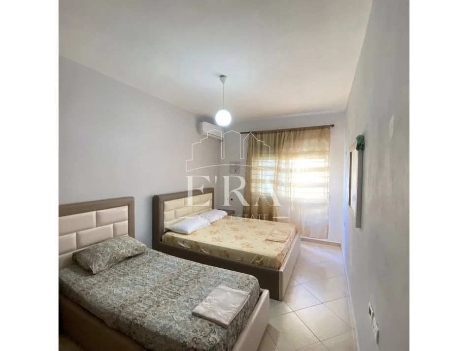 Durres Plazh, jepet me qera apartament ne plazh 1+1+Ballkon Kati 6, 350 € (Rrota Kuqe)