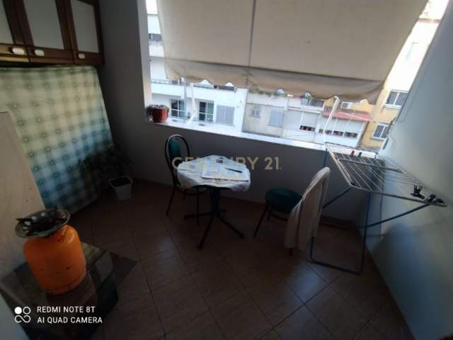 Tirane, shitet apartament 3+1+A+BLK Kati 4, 100 m² 150.000 Euro (Libri Universitar)