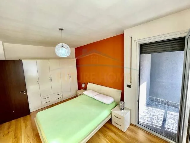 Tirane, jepet me qera apartament 1+1+BLK Kati 7, 66 m² 400 Euro
