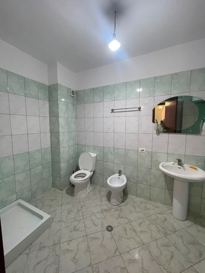 Tirane, shitet apartament 2+1 Kati 7, 98 m² 140.000 € (Astir vila l)
