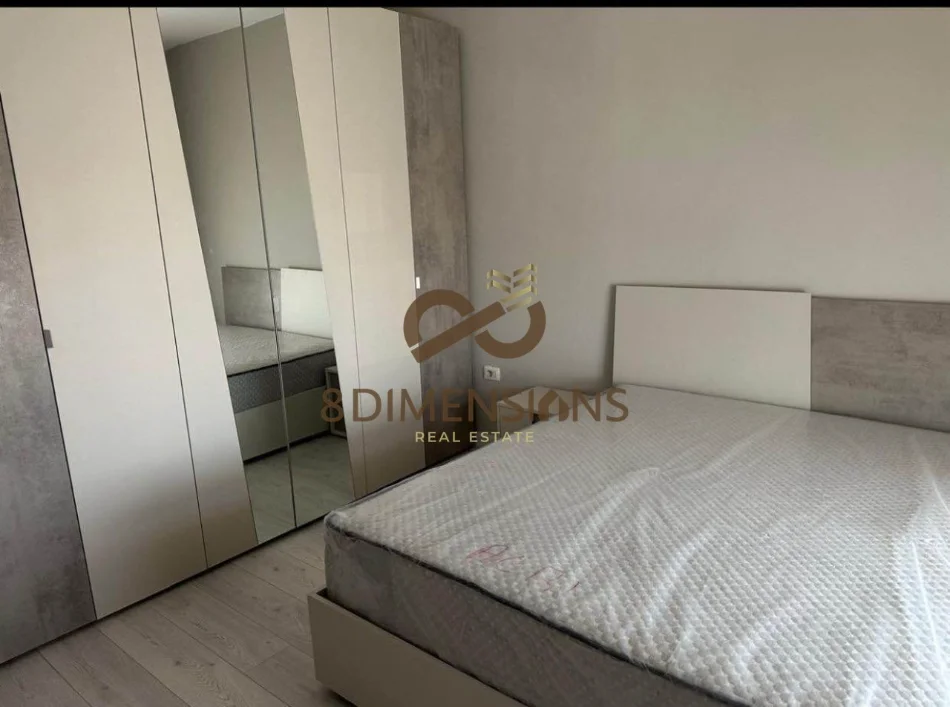 Tirane, jepet me qera apartament 2+1 Kati 7, 80 m² 600 € (ali demi)