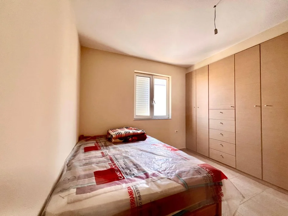 Tirane, shitet Vile 3 Katshe Kati 3, 350 m² 490.000 € (Pandi Dardha)