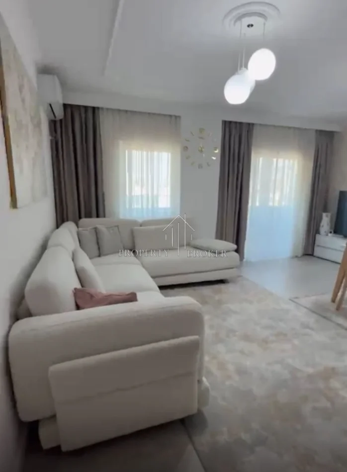 Tirane, jepet me qera apartament 2+1 Kati 7, 90 m² 800 € (21 Dhjetori)