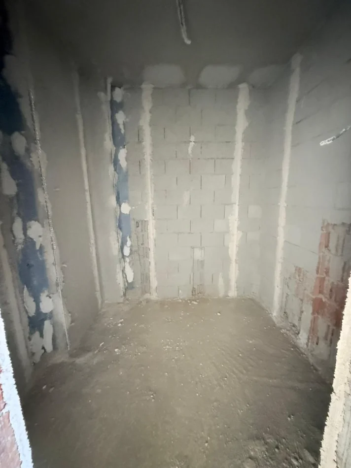Tirane, shitet apartament 1+1 Kati 3, 78 m² 116.000 € (Paskuqan)