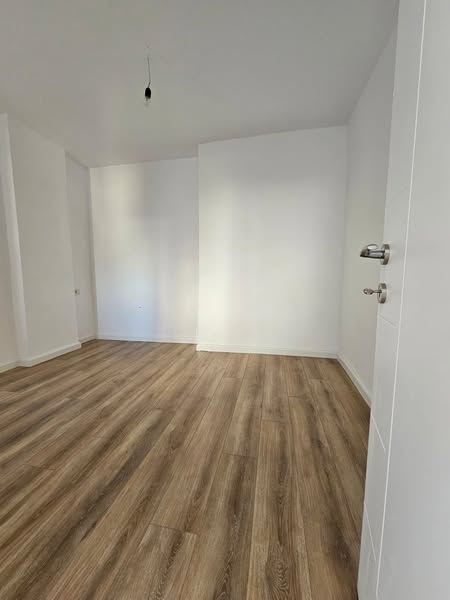 Tirane, shitet apartament 1+1 , 42 m² 106.000 € (Mozaiku i Tiranes)