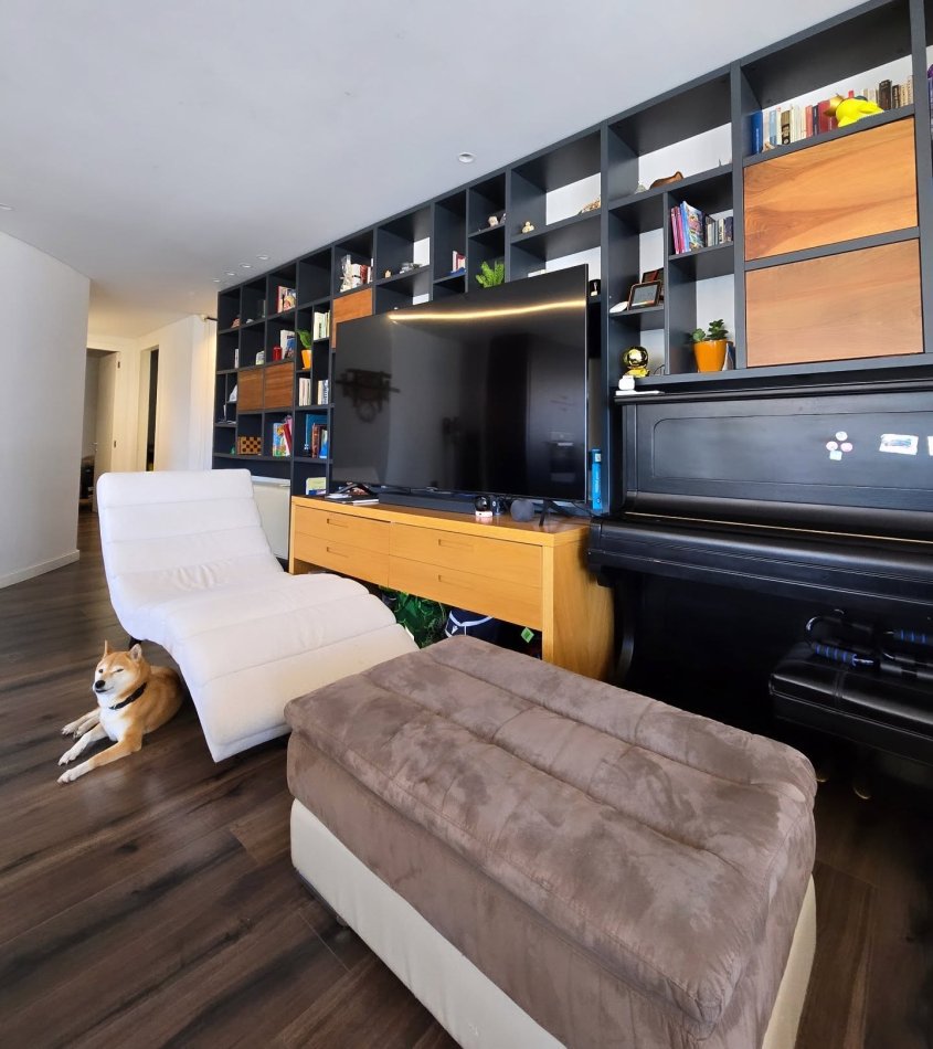 Tirane, shitet apartament 2+1 , 200 m² 498.000 € (Ambasada amerikane)