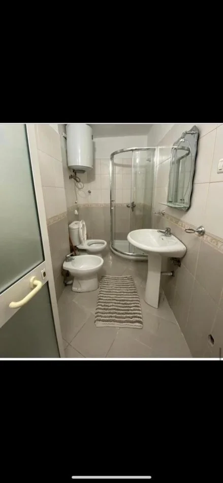 Tirane, jepet me qera apartament 1+1 Kati 3, 56 m² 500 € (sheshi wilson)
