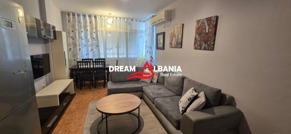 Tirane, jepet me qera 1+1 , 500 € (ish parku)