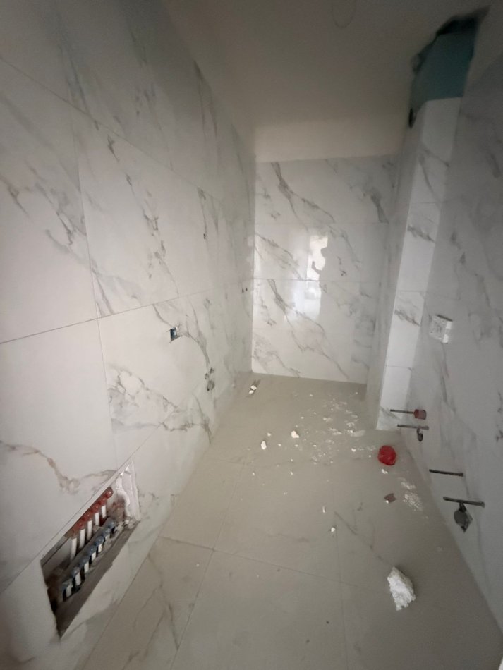 Tirane, shitet apartament 1+1 Kati 1, 62 m² 71.400 € (Rezidenca Albulena)