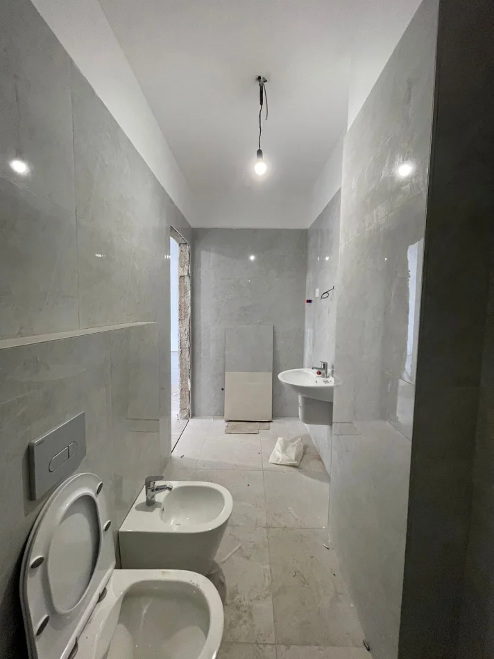 Tirane, shitet apartament 2+1 Kati 6, 99 m² 178.000 € 