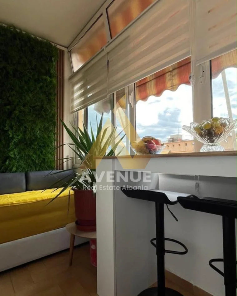 Tirane, jepet me qera apartament 2+1+Ballkon , 70 m² 800 € (Rruga Bardhok Biba)