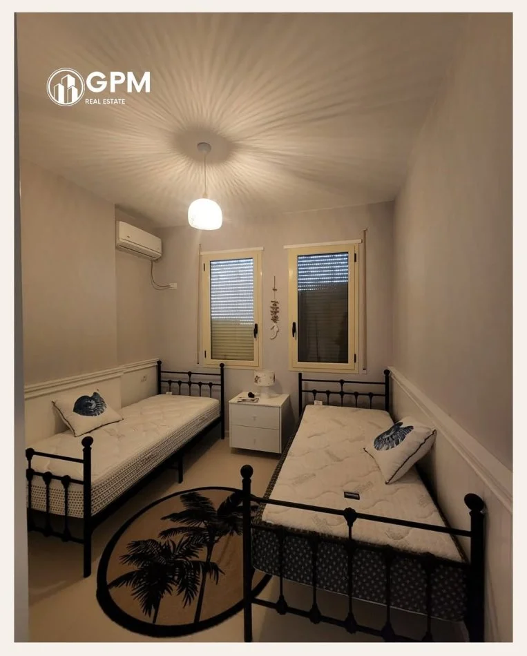 Vlore, shitet apartament 2+1 Kati 4, 76 m² (Radhime)