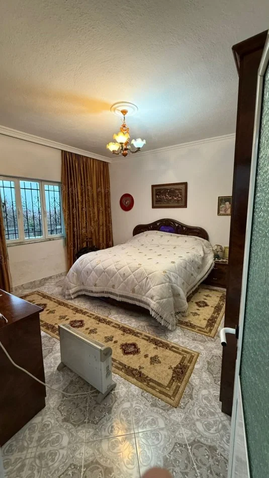 Shitje, Vilë 2 Katëshe, 3+1, Fresku, Tiranë - 240,000€ | 240 m²