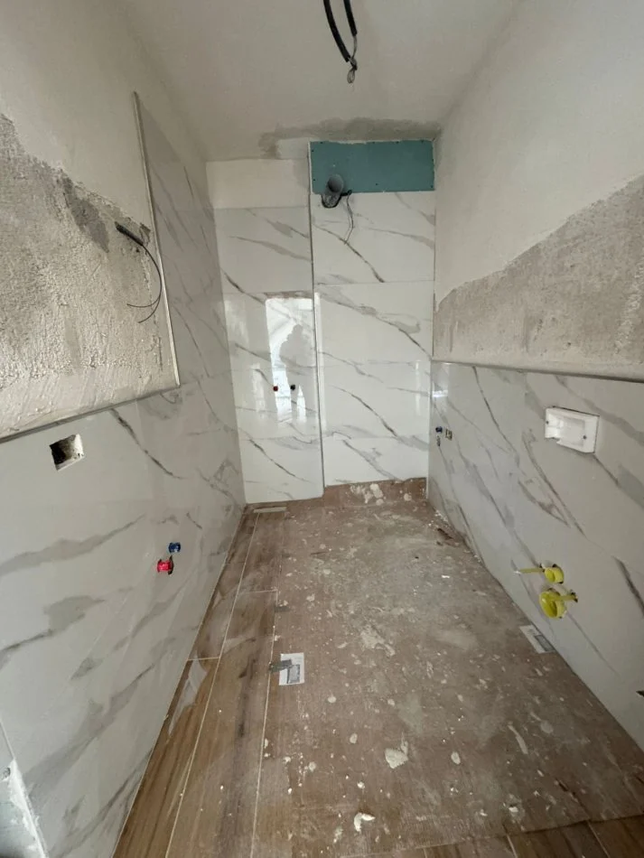 Durres, shitet apartament 1+1+Ballkon Kati 5, 60 m² 84.000 € (Golem)