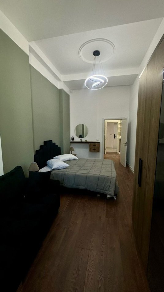 Durres, jepet me qera apartament 1+1 Kati 5, 600 € (Vollga, Durres)