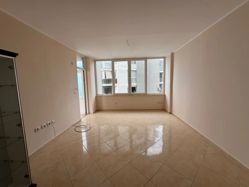 Durres, shitet apartament 3+1+Ballkon Kati 7, 128 m² 230.000 € (Vollga Durres)