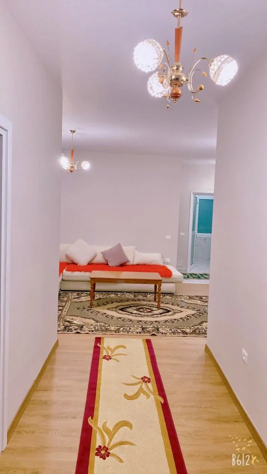 Tirane, jepet me qera apartament 2+1+Aneks+Ballkon Kati 6, 110 m² 500 € (Caza Italia te Terminali i Autobuzave)