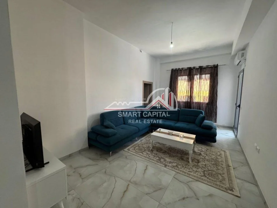 Vlore, jepet me qera apartament 2+1 Kati 2, 80 m² 350 € (Lagjja Pavaresia)