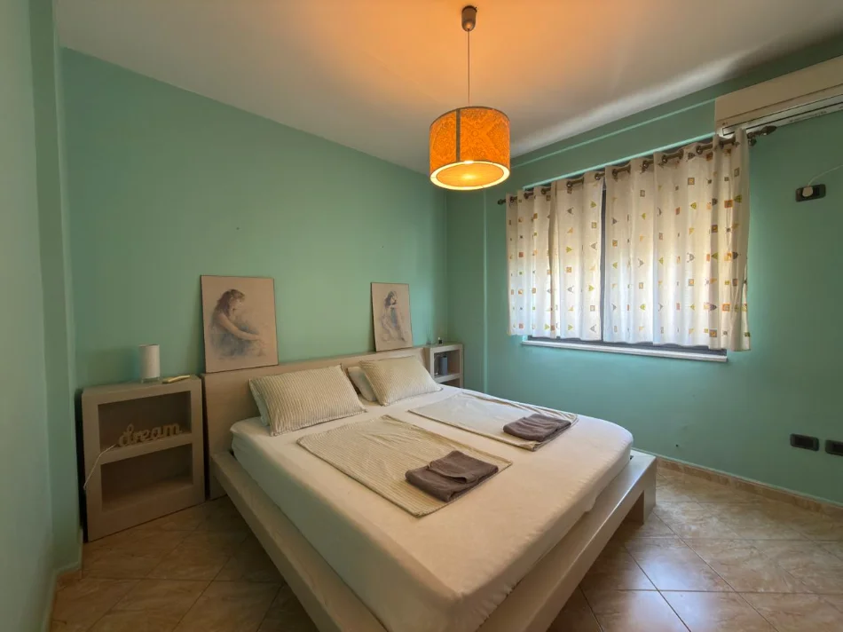 Tirane, jepet me qera 2+1+Ballkon Kati 9, 90 m² 700 € (9 kateshet)