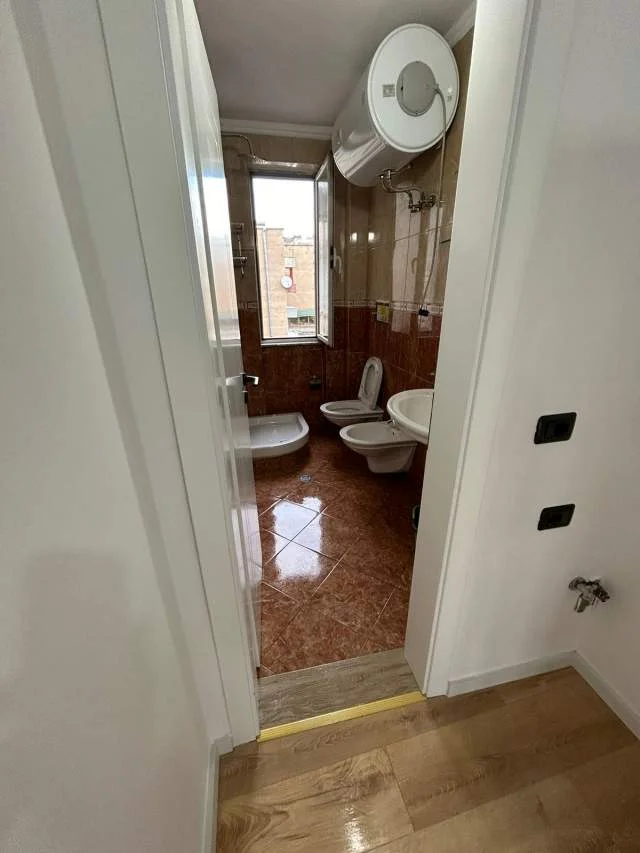 Tirane, shitet apartament Kati 3, 67 m² 138.000 Euro (Muhamet Gjollesha)