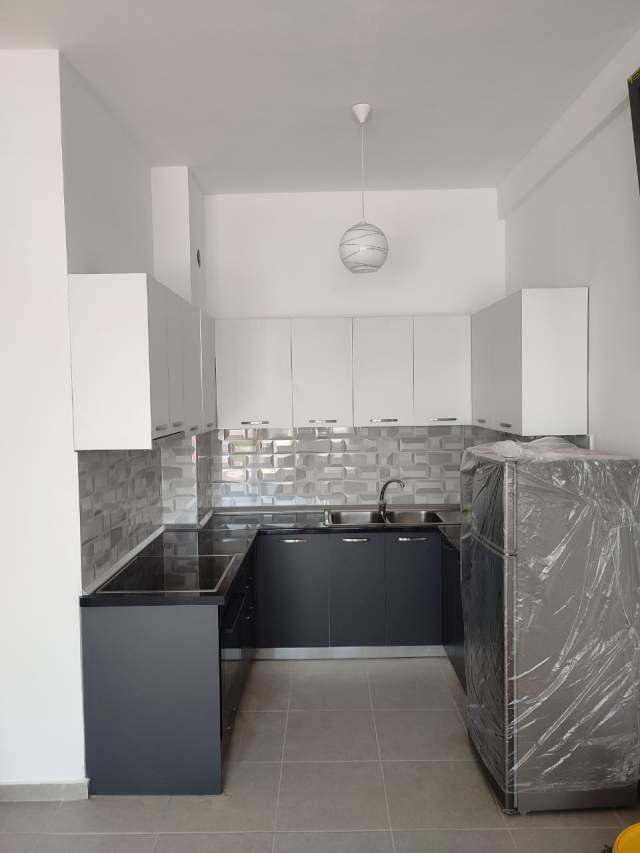 Tirane, jepet me qera apartament 1+1+BLK Kati 2, 67 m² 30.000 Leke (prane Casa Italia)