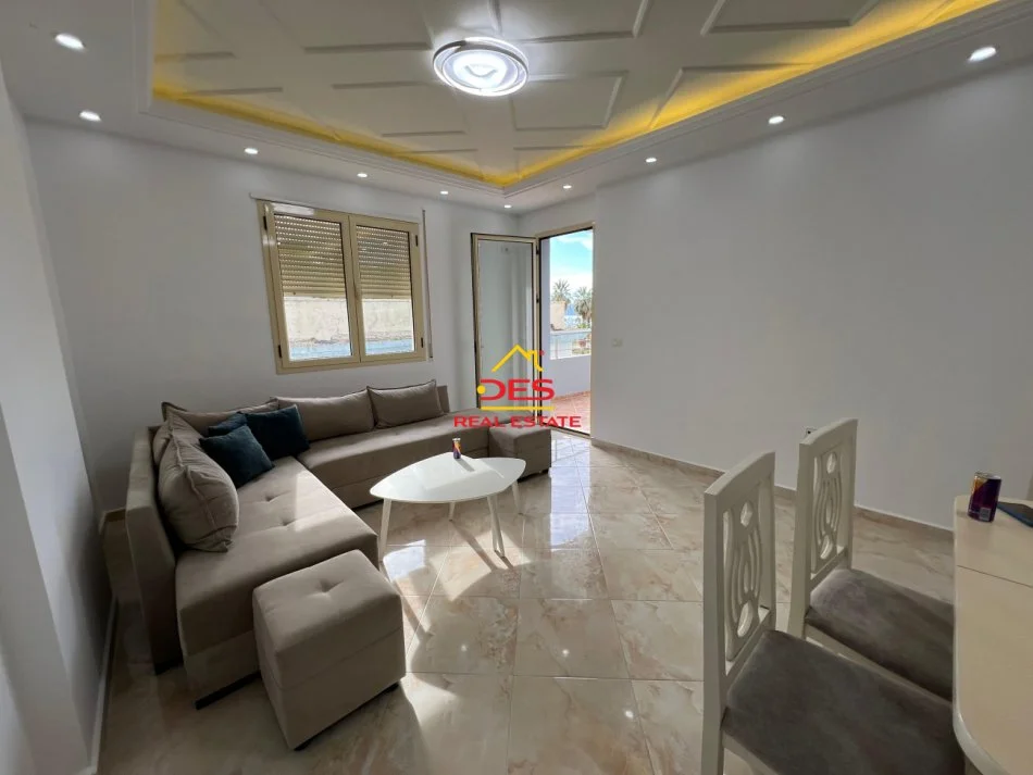 Vlore, shitet apartament 2+1+Ballkon Kati 2, 102 m² 219.900 € (Rruga murat Tërbaçi)