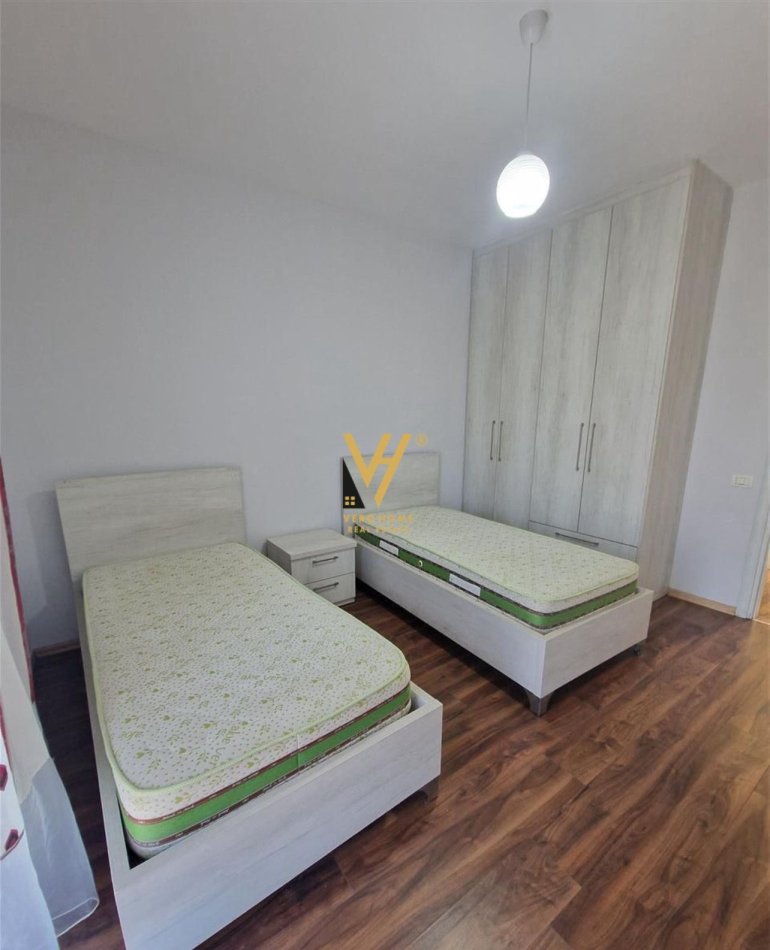 Tirane, jepet me qera apartament 2+1+Ballkon Kati 6, 95 m² 650 € (GREEN CITY)