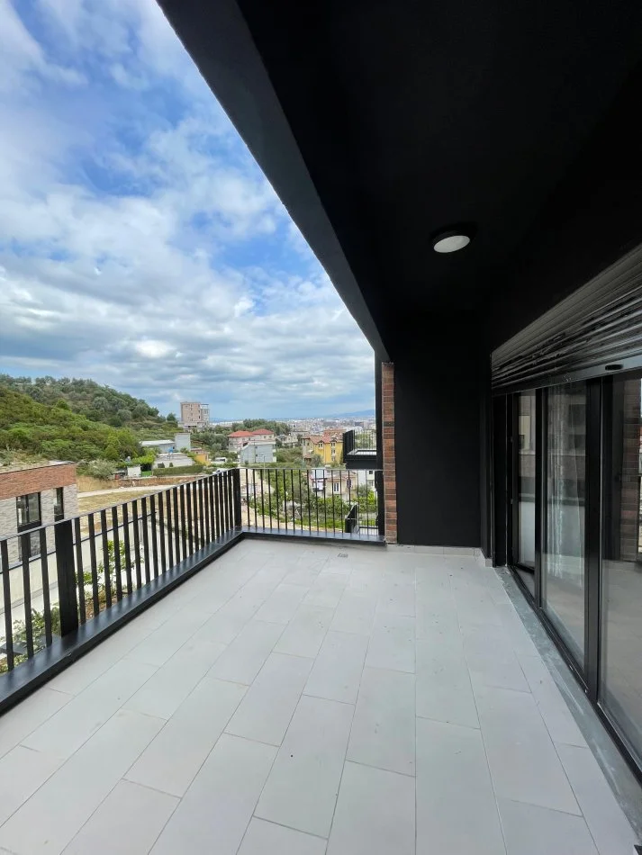 Tirane, jepet me qera apartament 1+1+Ballkon+ Post Parkimi, Kati 2, 91 m² 600 € (Rezidenca Kodra e Diellit 2)