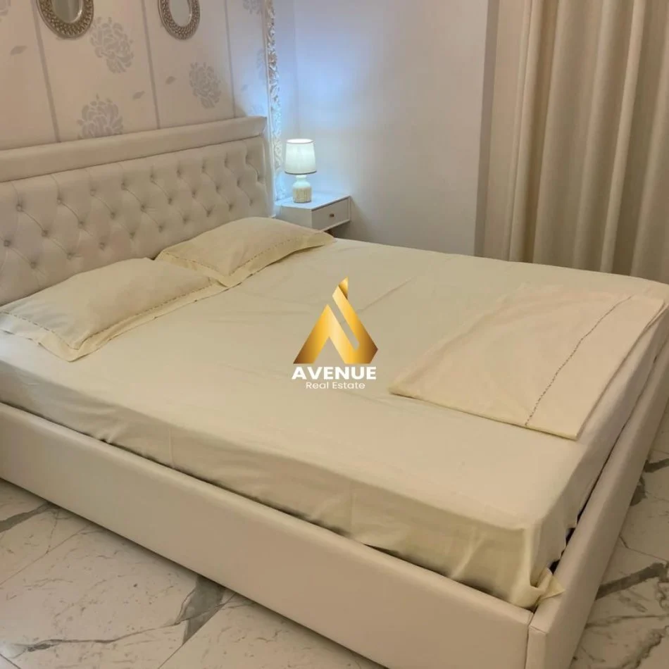 Tirane, jepet me qera apartament 1+1+Ballkon Kati 6, 65 m² 800 € (Rruga e Kavajes)